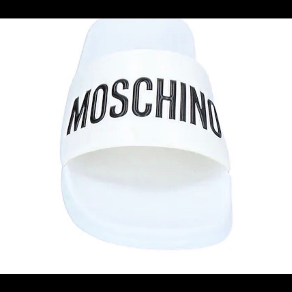 Moschino pool sliders